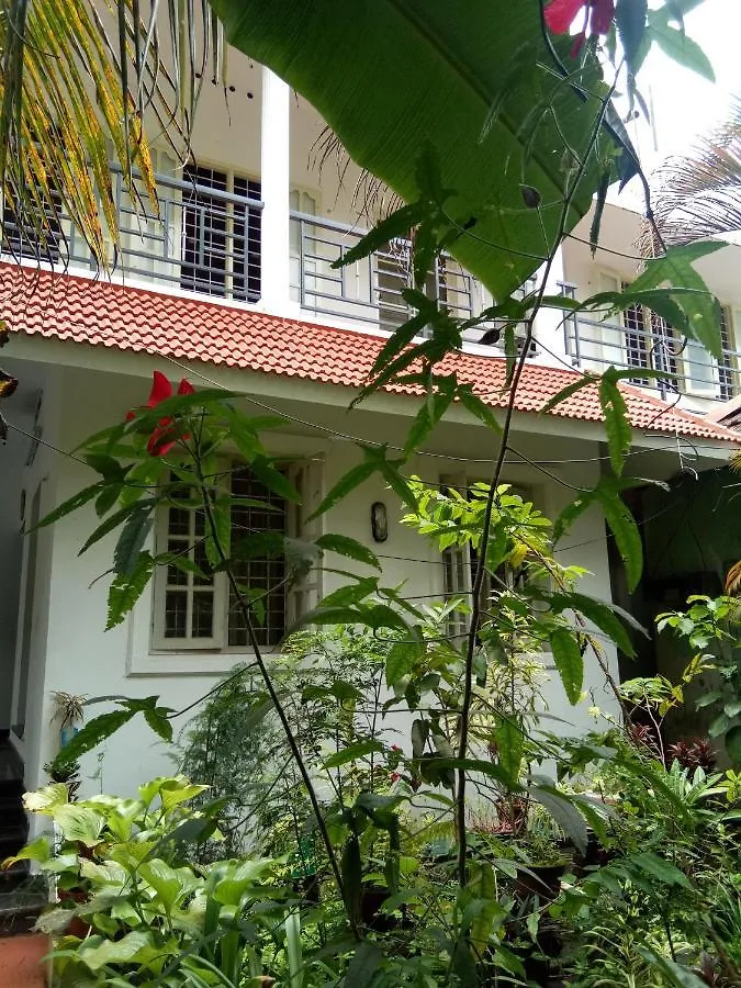 Privatunterkunft Ferienhaus Coconut Grove Kochi