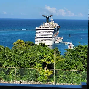 Cruise Ship View, Sky Castles, Columbus Heights Apartment Ocho Rios