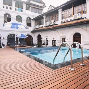 3* Hotel Old Courtyard